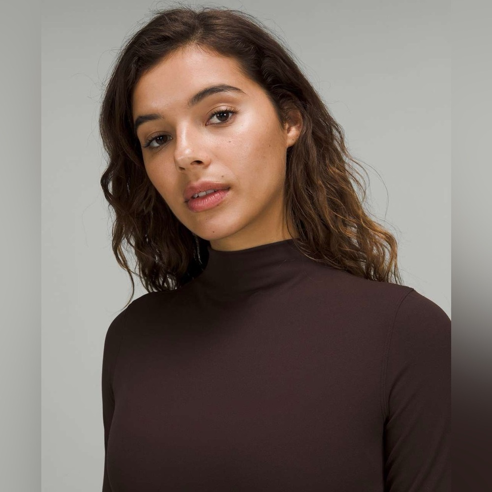 lululemon athletica Long Sleeve Top - Dark Brown